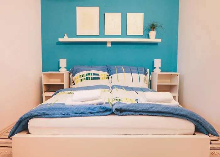 Sasha アパート ブレッド